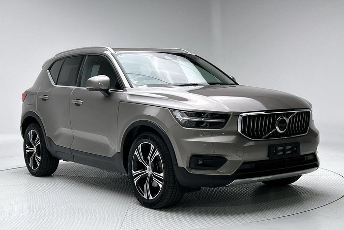 2021 Volvo XC40