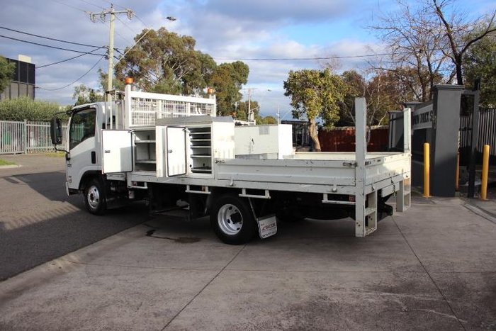 2012 Isuzu N Series NPR 200/275