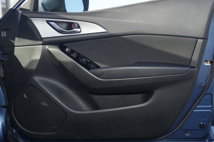 2016 Mazda 3 SP25