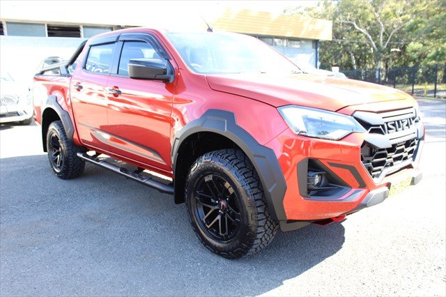 2024 Isuzu D-MAX BLADE