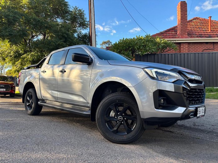 2026 Isuzu D-MAX X-RIDER