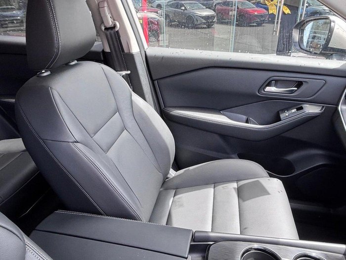 2026 Nissan X-TRAIL ST-L T33 MY26 4X4 On Demand Champagne Silver