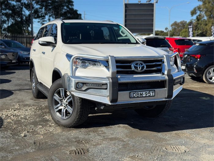 2015 TOYOTA FORTUNER