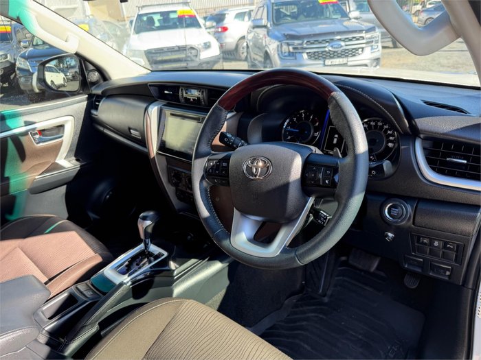 2015 TOYOTA FORTUNER GXL