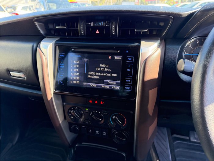 2015 TOYOTA FORTUNER GXL