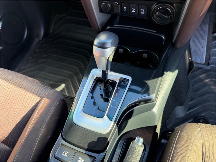 2015 TOYOTA FORTUNER GXL