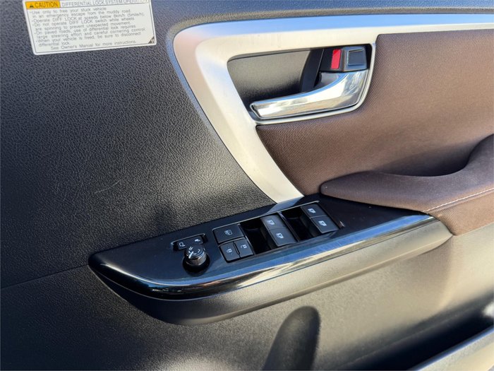 2015 TOYOTA FORTUNER GXL