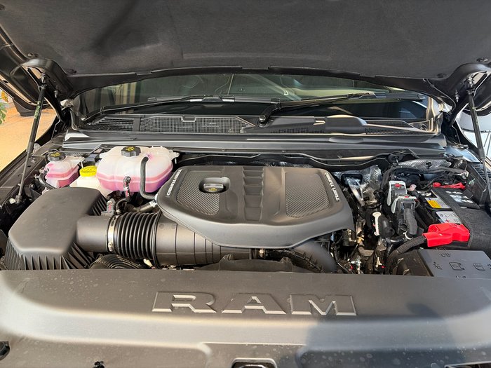 2025 RAM 1500 Limited RamBox
