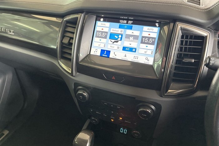 2018 Ford Everest Titanium