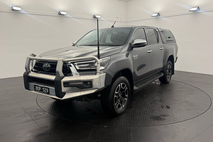 2021 Toyota Hilux SR5