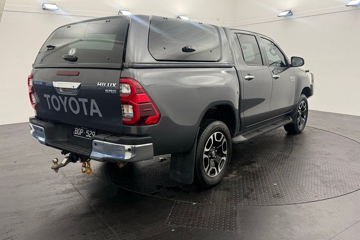 2021 Toyota Hilux SR5
