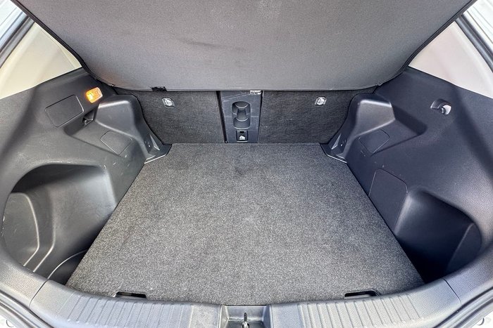 2025 Toyota Yaris Cross GX