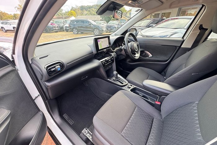 2025 Toyota Yaris Cross GX