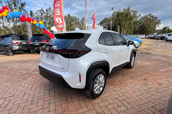 2025 Toyota Yaris Cross GX