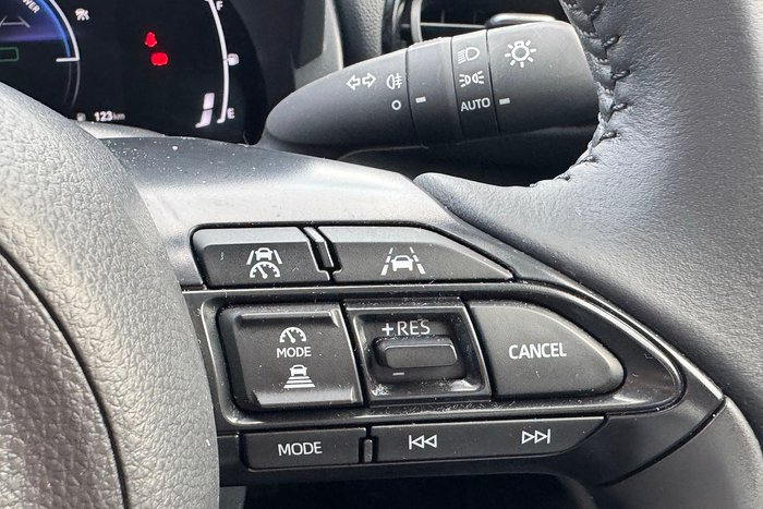 2025 Toyota Yaris Cross GX
