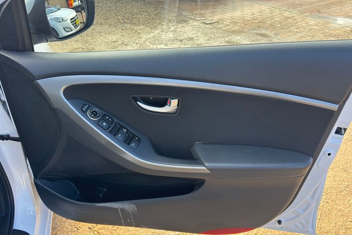 2015 Hyundai i30 SR