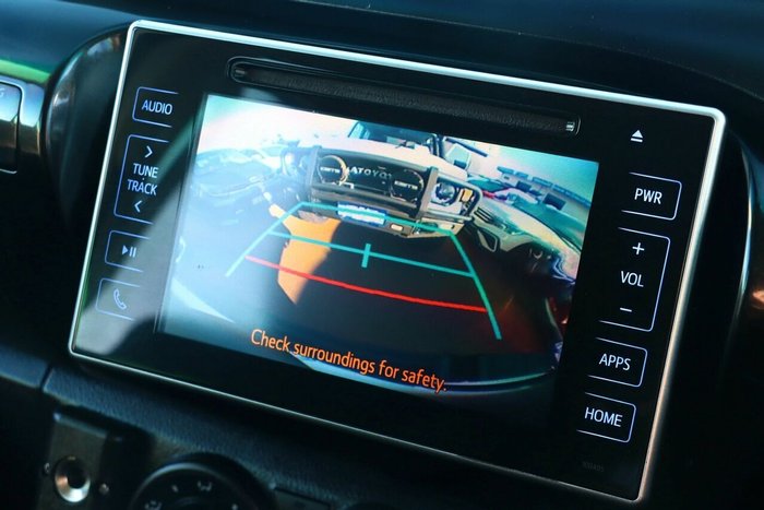 2019 Toyota Hilux SR