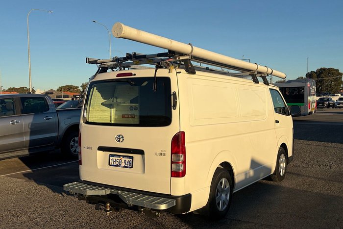 2016 Toyota Hiace