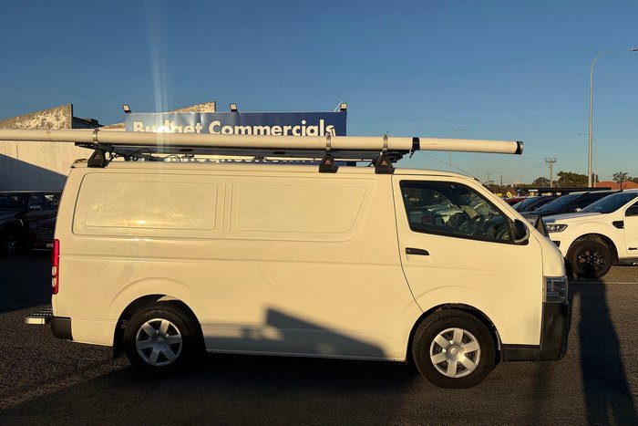 2016 Toyota Hiace