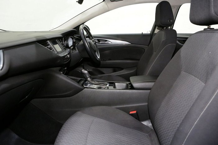 2019 Holden Commodore LT