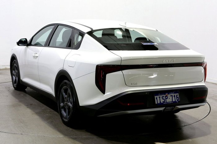 2025 Kia K4 S