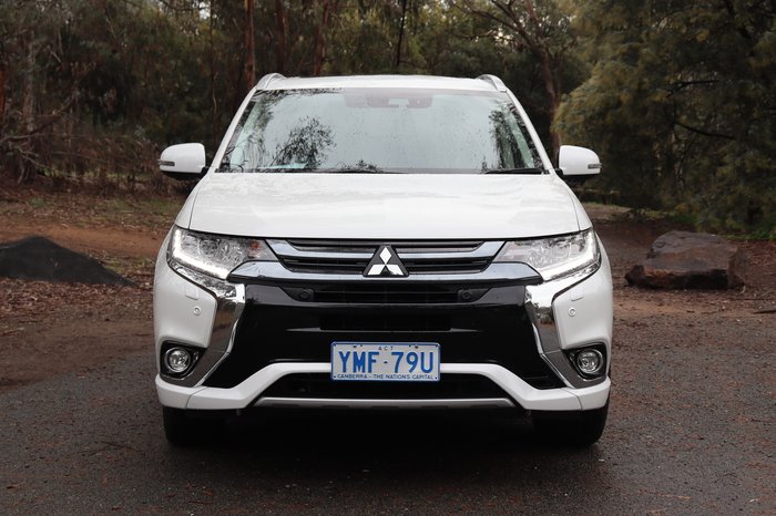 2017 Mitsubishi Outlander PHEV Exceed