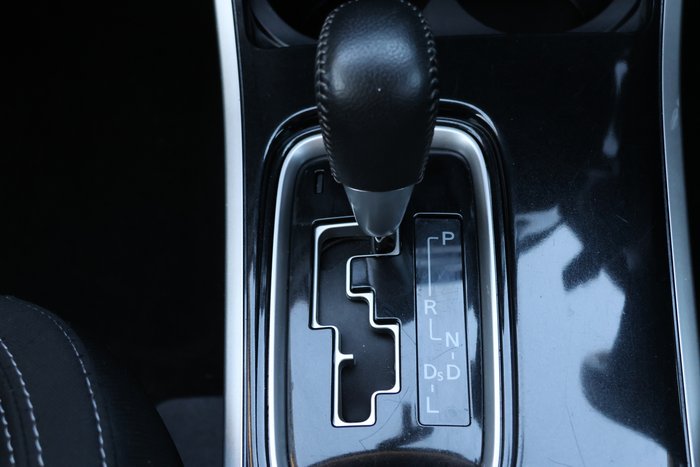 2018 Mitsubishi Outlander ES