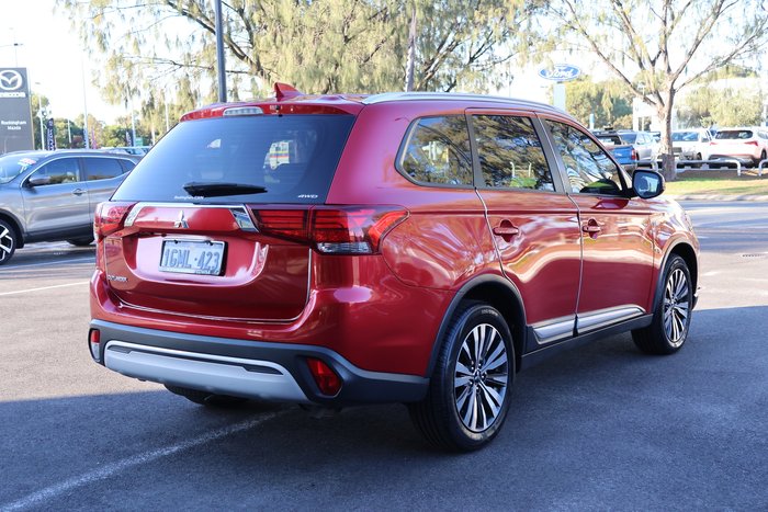 2018 Mitsubishi Outlander ES
