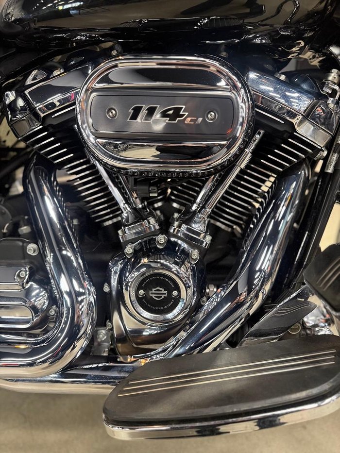 2022 Harley-Davidson Road Glide Special 114 (FLTRXS) Touring Black