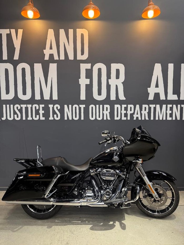2022 Harley-Davidson Road Glide Special 114 (FLTRXS) Touring Black