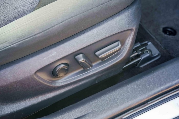 2020 Toyota Camry Ascent Sport