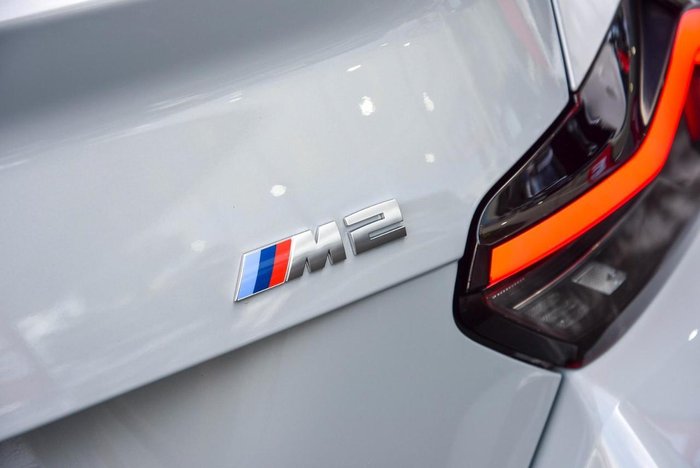 2023 BMW M2