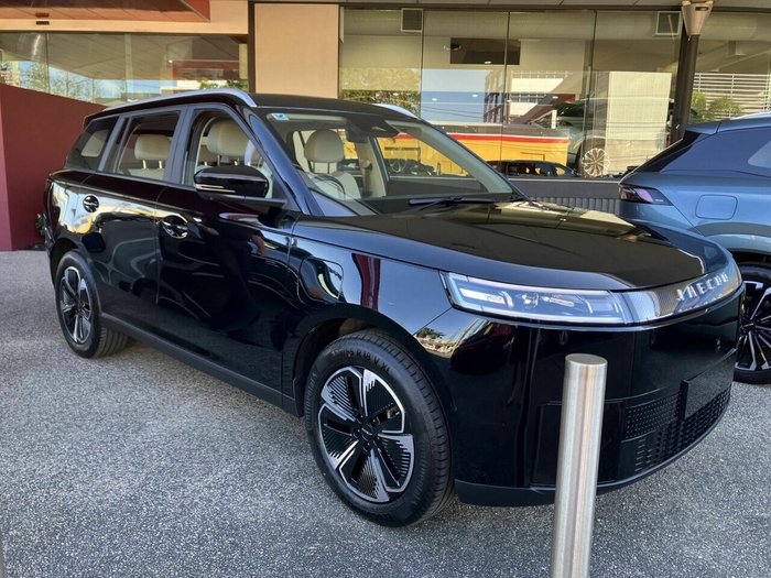 2026 Jaecoo J5 EV Summit