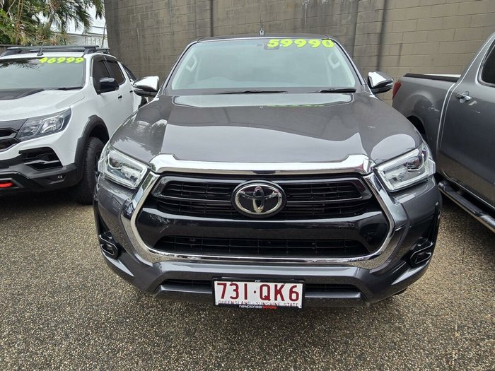 2021 Toyota Hilux SR5