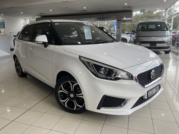 2019 MG MG3