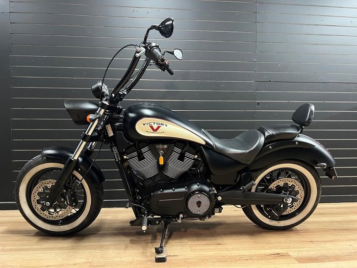 2012 VICTORY HIGHBALL Black