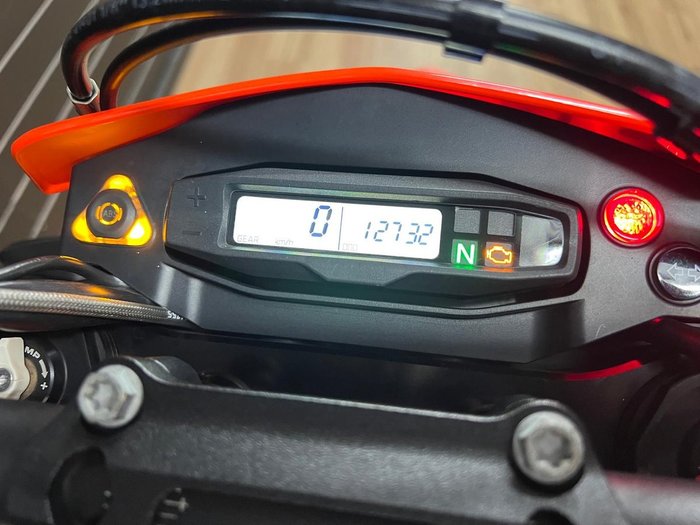 2021 KTM 690 SMC R