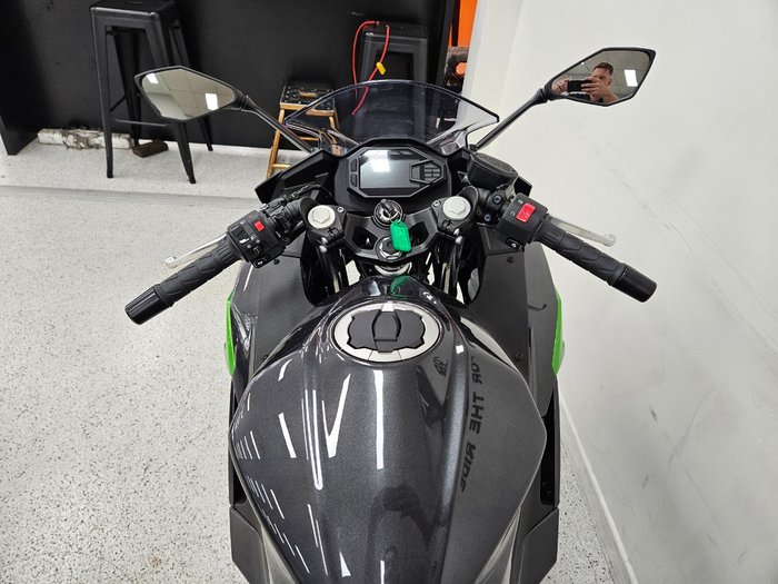 2025 Kawasaki NINJA 500 Black