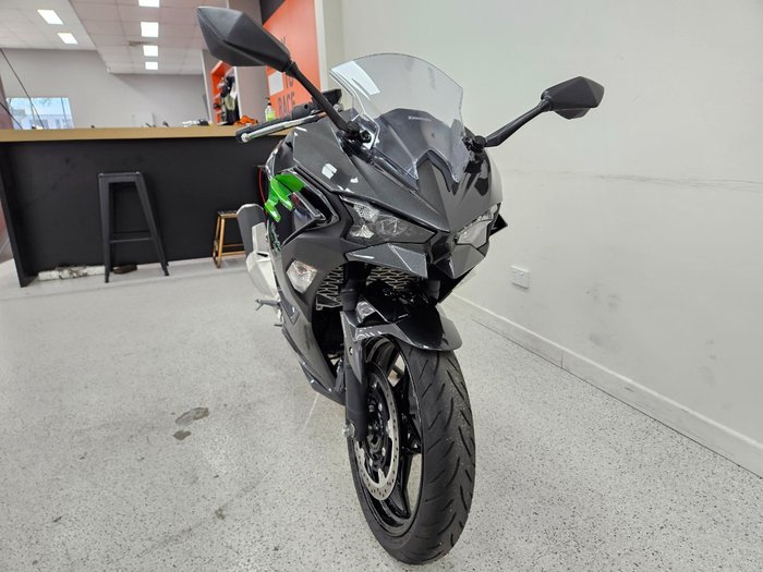 2025 Kawasaki NINJA 500 Black