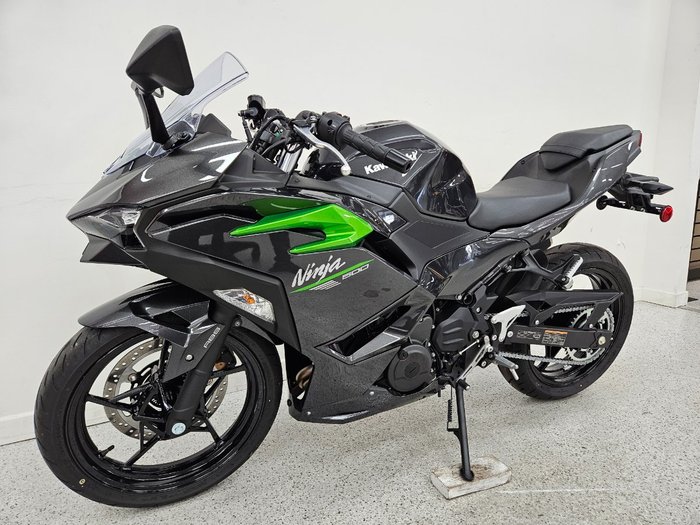 2025 Kawasaki NINJA 500 Black