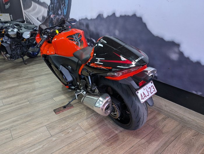 2024 Suzuki HAYABUSA 25TH ANNI (GSX1300RR) ORANGE