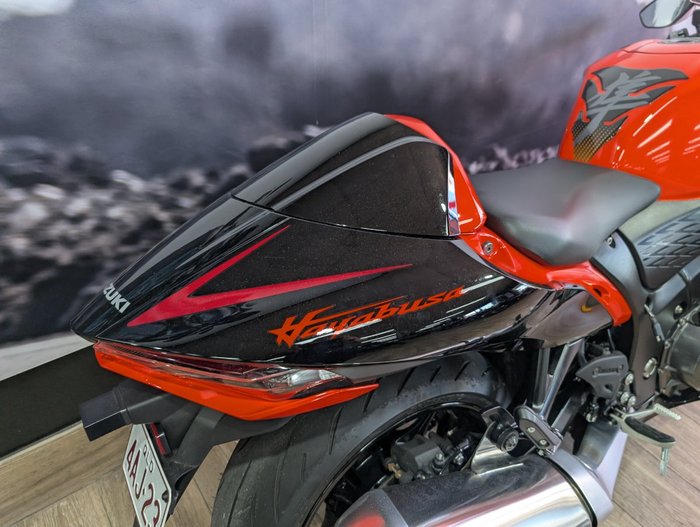 2024 Suzuki HAYABUSA 25TH ANNI (GSX1300RR) ORANGE