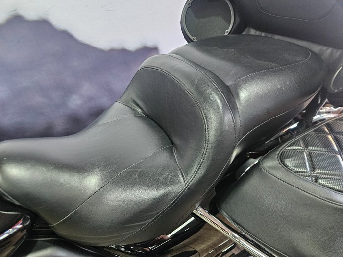 2021 HARLEY-DAVIDSON FLHTK ULTRA LIMITED Black