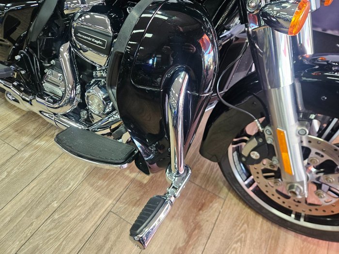 2021 HARLEY-DAVIDSON FLHTK ULTRA LIMITED Black