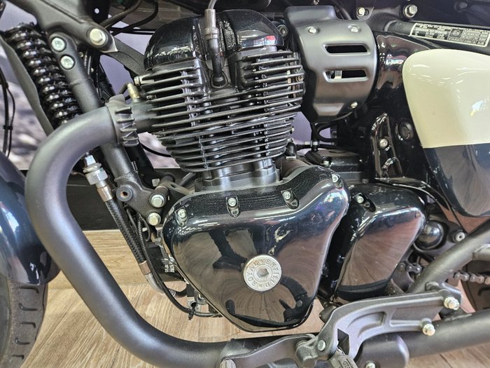 2024 ROYAL ENFIELD (SEE ALSO ENFIEL SHOTGUN 650 WHITE