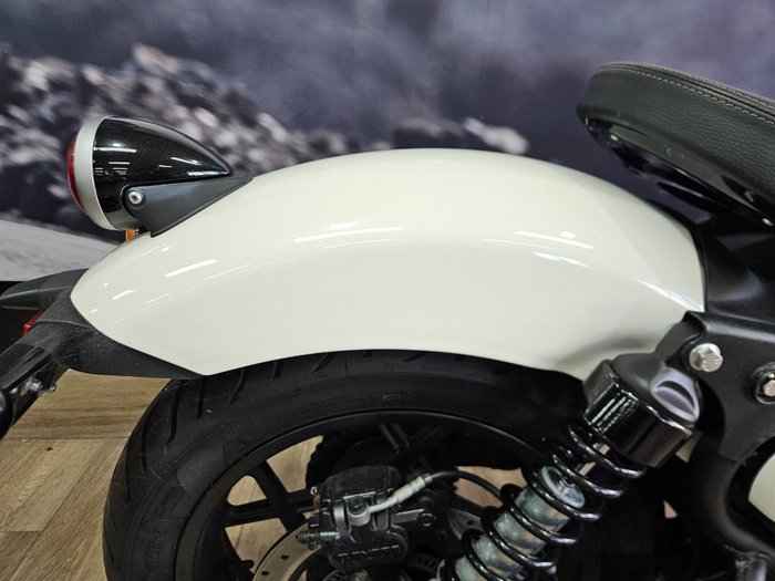 2024 ROYAL ENFIELD (SEE ALSO ENFIEL SHOTGUN 650 WHITE