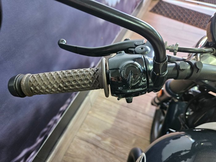 2024 ROYAL ENFIELD (SEE ALSO ENFIEL SHOTGUN 650 WHITE