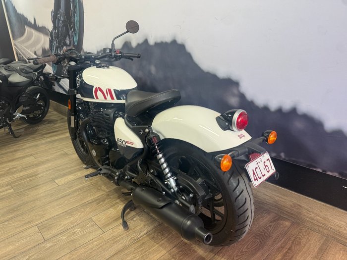 2024 ROYAL ENFIELD (SEE ALSO ENFIEL SHOTGUN 650 WHITE