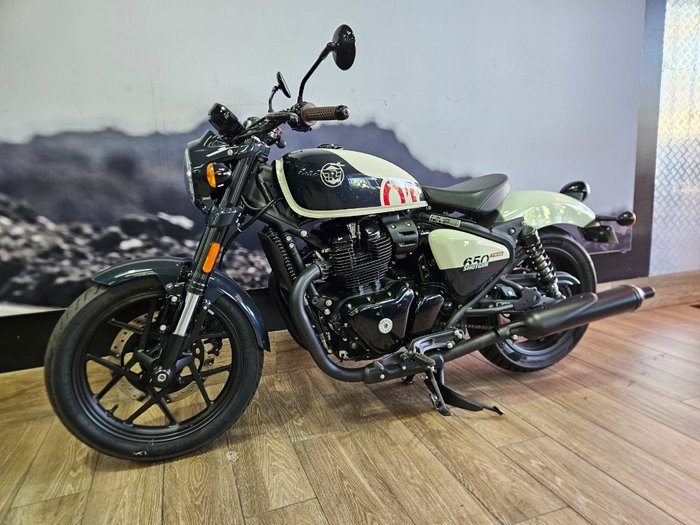 2024 ROYAL ENFIELD (SEE ALSO ENFIEL SHOTGUN 650 WHITE
