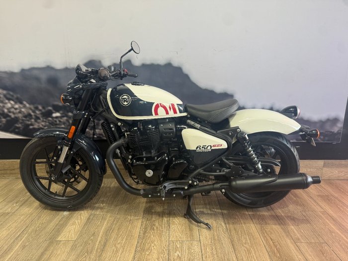 2024 ROYAL ENFIELD (SEE ALSO ENFIEL SHOTGUN 650 WHITE
